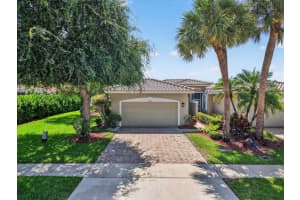 10785 Royal Caribbean Circle, Boynton Beach, FL 33437 Sold 09/02/25
