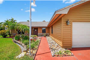 7700 Woodland Creek Lane, Lake Worth, FL 33467 - MLS#R11106185