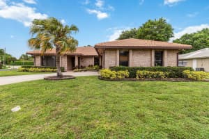 21920 Holly Tree Way, Boca Raton