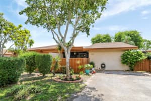 2065 Sw 24th Circle, Boynton Beach