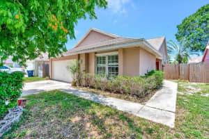 1225 Arapaho Street, Jupiter, FL 33458 - MLS#R11106254