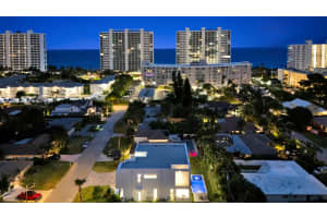 812 Malaga Drive, Boca Raton, FL 33432 - MLS#R11106276
