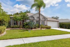 5290 Compass Pointe Circle, Vero Beach, FL 32966 Sold 08/08/25