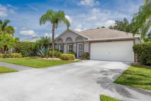 5290 Compass Pointe Circle, Vero Beach, FL 32966 Sold 08/08/25