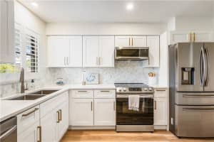 1300 Seaway Drive B6, Hutchinson Island