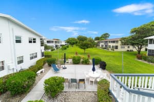 396 Windsor Q, West Palm Beach, FL 33417 Sold 09/18/25