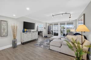 1 Harbourside Drive, Delray Beach, FL 33483 - MLS#R11106403