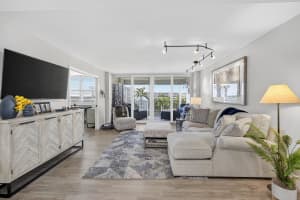 1 Harbourside Drive, Delray Beach, FL 33483 - MLS#R11106403