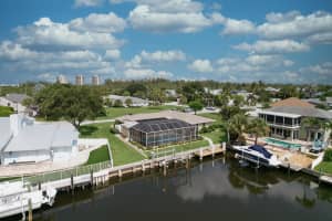 121 Queen Ann Court, Hutchinson Island, FL 34949 Sold 11/05/25