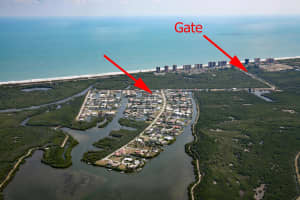 121 Queen Ann Court, Hutchinson Island, FL 34949 Sold 11/05/25