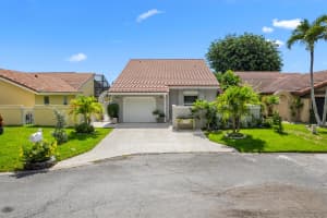 2021 NW 15th Place, Delray Beach, FL 33445 - MLS#R11106436