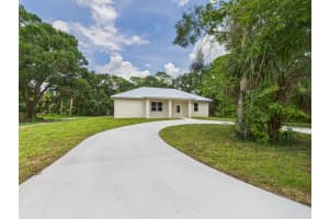 626 SE 13th Avenue, Okeechobee, FL 34974 Sold 09/26/25