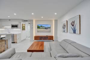 8 Richmond B 8, Deerfield Beach, FL 33442, Deerfield Beach, FL 33442 - MLS#R11106445