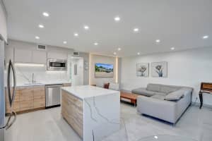 8 Richmond B 8, Deerfield Beach, FL 33442, Deerfield Beach, FL 33442 - MLS#R11106445