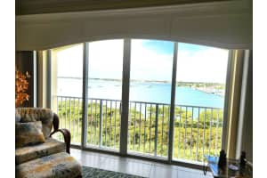 32 Harbour Isles Ph02 Drive W Ph 2, Fort Pierce, FL 34949 - MLS#R11106465