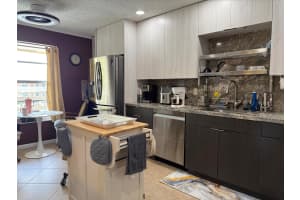 1710 NW 18th Avenue 204, Delray Beach, FL 33445 - MLS#R11106499