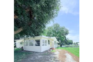 1025 Ash Circle, Okeechobee, FL 34974 - MLS#R11106507