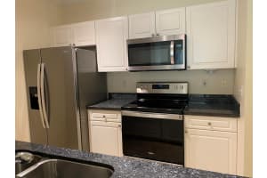 580 S Sapodilla Avenue 203, West Palm Beach, FL 33401 - MLS#R11106508