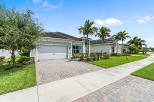4713 SW Briarwood Court, Stuart, FL 34997 - MLS#R11106543