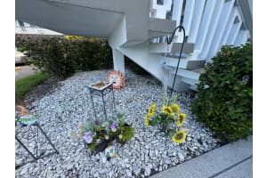 86 Northampton E, West Palm Beach, FL 33417 Sold 08/14/25