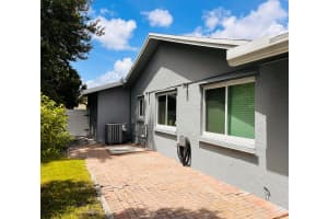 5435 Rose Marie Avenue N, Boynton Beach, FL 33472 Sold 08/29/25