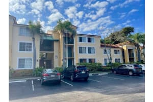 160 Yacht Club Way 109, Hypoluxo, FL 33462 - MLS#R11106619