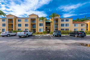160 Yacht Club Way 109, Hypoluxo, FL 33462 - MLS#R11106619