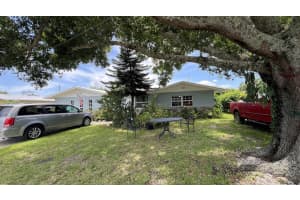 2405 Blossom Court, Fort Pierce