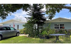2405 Blossom Court, Fort Pierce, FL 34982 - MLS#R11106659