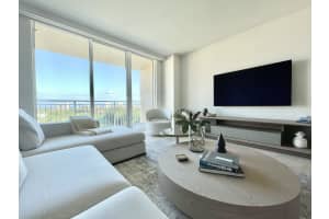 99 SE Mizner Boulevard 815, Boca Raton, FL 33432 Sold 10/13/25