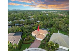 299 Sw Lost River Road, Stuart