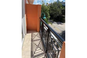 325 NE 2nd Avenue 203, Delray Beach, FL 33444 - MLS#R11106702