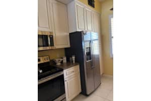14 Harbour Isle Drive W 301, Fort Pierce, FL 34949 - MLS#R11106718