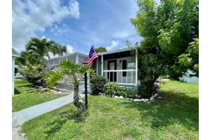 2555 Pga Boulevard 421, Palm Beach Gardens, FL 33410 - MLS#R11106732