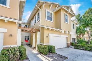 601 Pacific Grove Drive 3, West Palm Beach, FL 33401 Sold 10/10/25