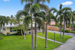 310 Tacoma Lane, Palm Beach Shores, FL 33404 Sold 08/08/25