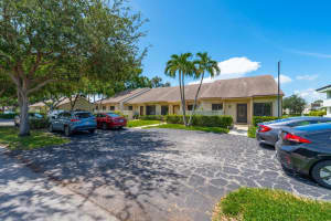 2808 Casa Way, Delray Beach, FL 33445 Sold 10/31/25