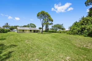 2586 SE Jason Avenue, Port Saint Lucie, FL 34952 - MLS#R11106842