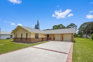 2586 SE Jason Avenue, Port Saint Lucie, FL 34952 Sold 10/14/25