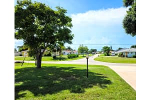 1602 SE Holiday Road, Port Saint Lucie, FL 34952 - MLS#R11106851