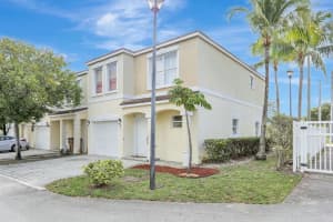 901 SW 15th Street, Deerfield Beach, FL 33441 Sold 08/18/25