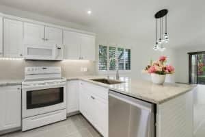 534 Club Drive, Palm Beach Gardens, FL 33418 Sold 09/08/25