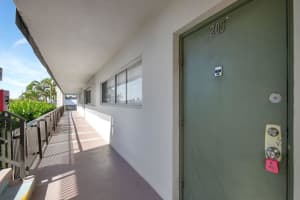 300 Waterway Drive S 208, Lantana, FL 33462 - MLS#R11106903