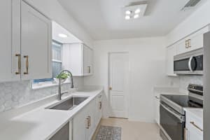 314 Fern Street, Jupiter, FL 33458 Sold 09/04/25
