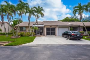 102 Mayfair Lane H2, Boynton Beach, FL 33426 Sold 09/20/25