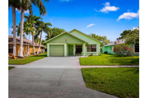 1442 Summit Run Circle, West Palm Beach, FL 33415 - MLS#R11106922
