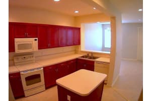 880 Millbrae Court 4, West Palm Beach, FL 33401 - MLS#R11106939