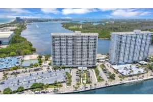 300 Bayview Drive 1703, Sunny Isles Beach, FL 33160 Sold 01/05/26