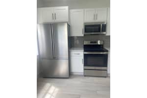 6689 Via Regina, Boca Raton, FL 33433 - MLS#R11106981