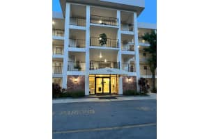 2800 N Palm Aire Drive 401, Pompano Beach, FL 33069 - MLS#R11107005